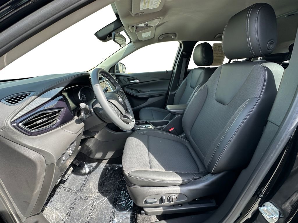 Used 2023 Buick Encore GX Select image 9