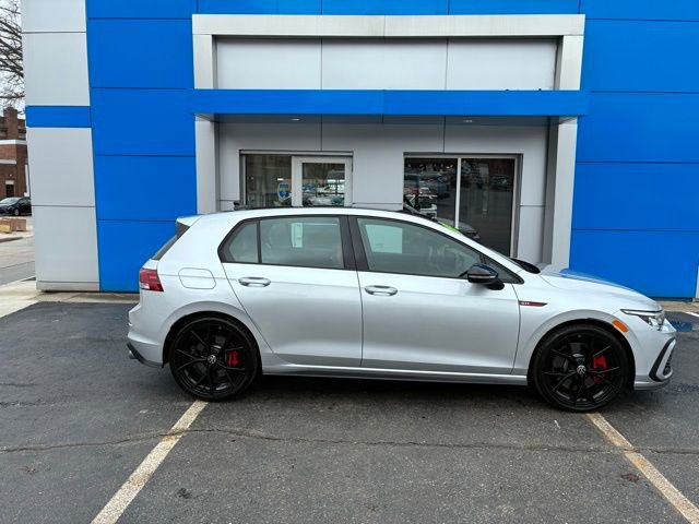 Used 2024 Volkswagen GTI SE w/ SE Leather Seats Package image 7