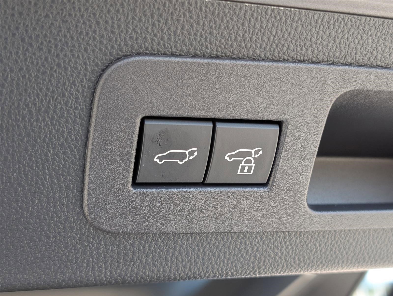 New 2026 Lexus LX 600 4WD w/ Luxury Package image 11