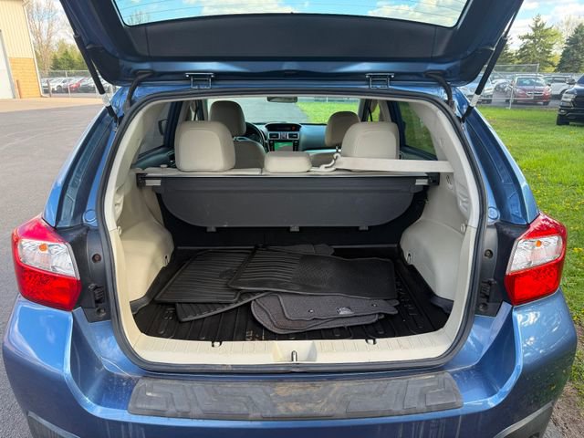 Used 2015 Subaru Crosstrek 2.0i Limited AWD/4WD image 3