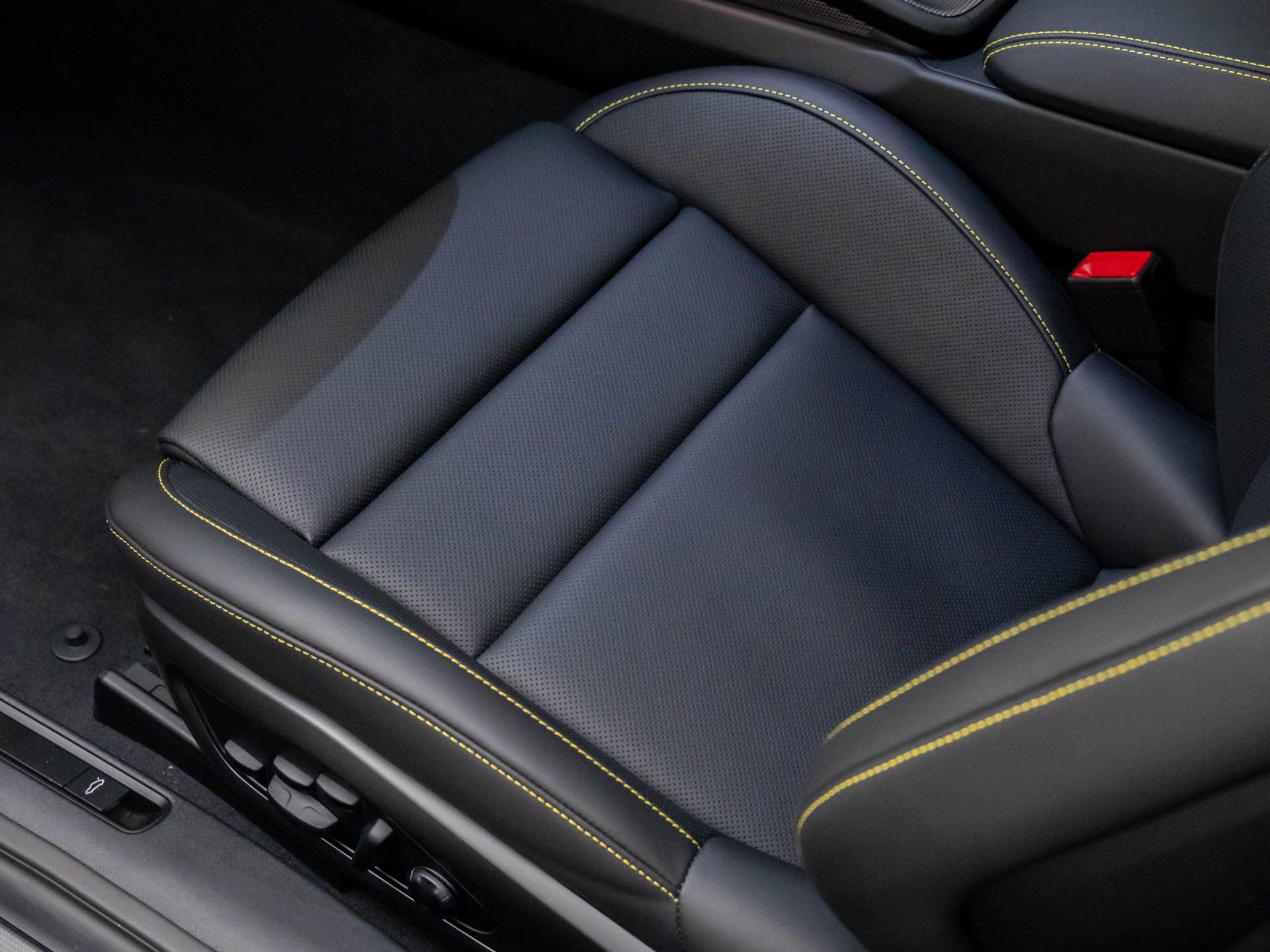 New 2026 Porsche 911 Carrera GTS image 16