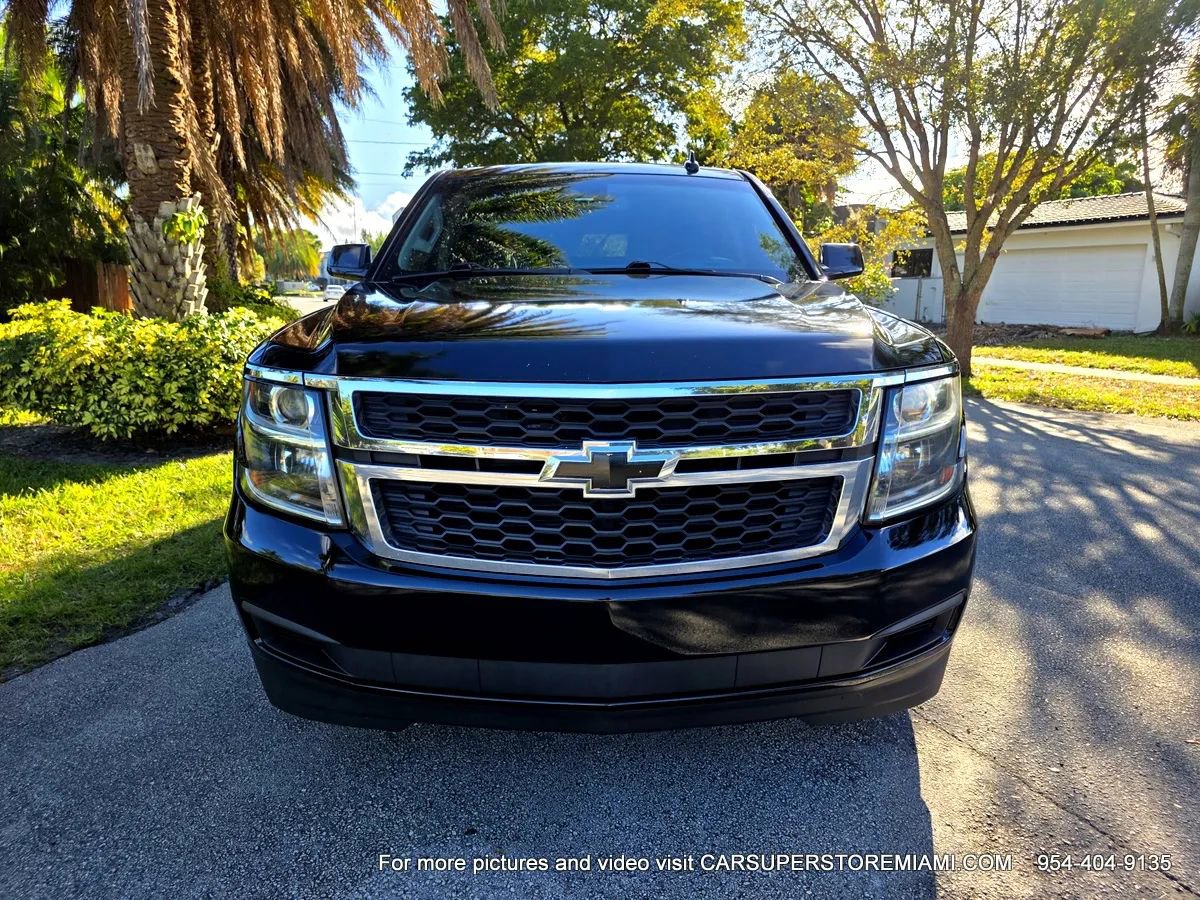 Used 2018 Chevrolet Suburban LT RWD image 15