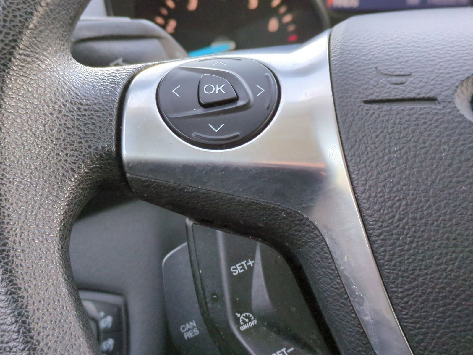 Used 2015 Ford Escape SE image 18