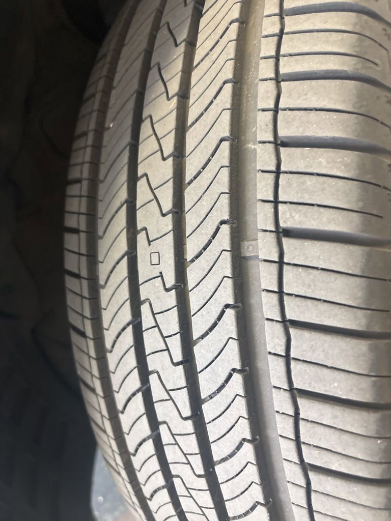 Used 2015 Kia Sorento LX image 8