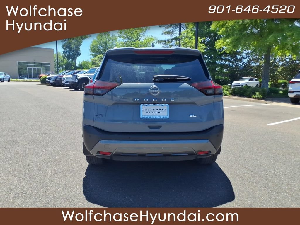 Used 2023 Nissan Rogue SL w/ SL Premium Package FWD image 4