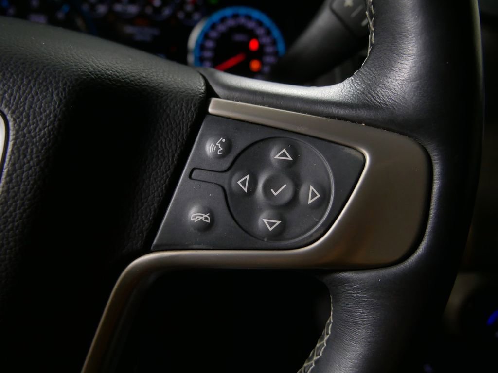 Used 2017 GMC Yukon XL Denali w/ Open Road Package image 28