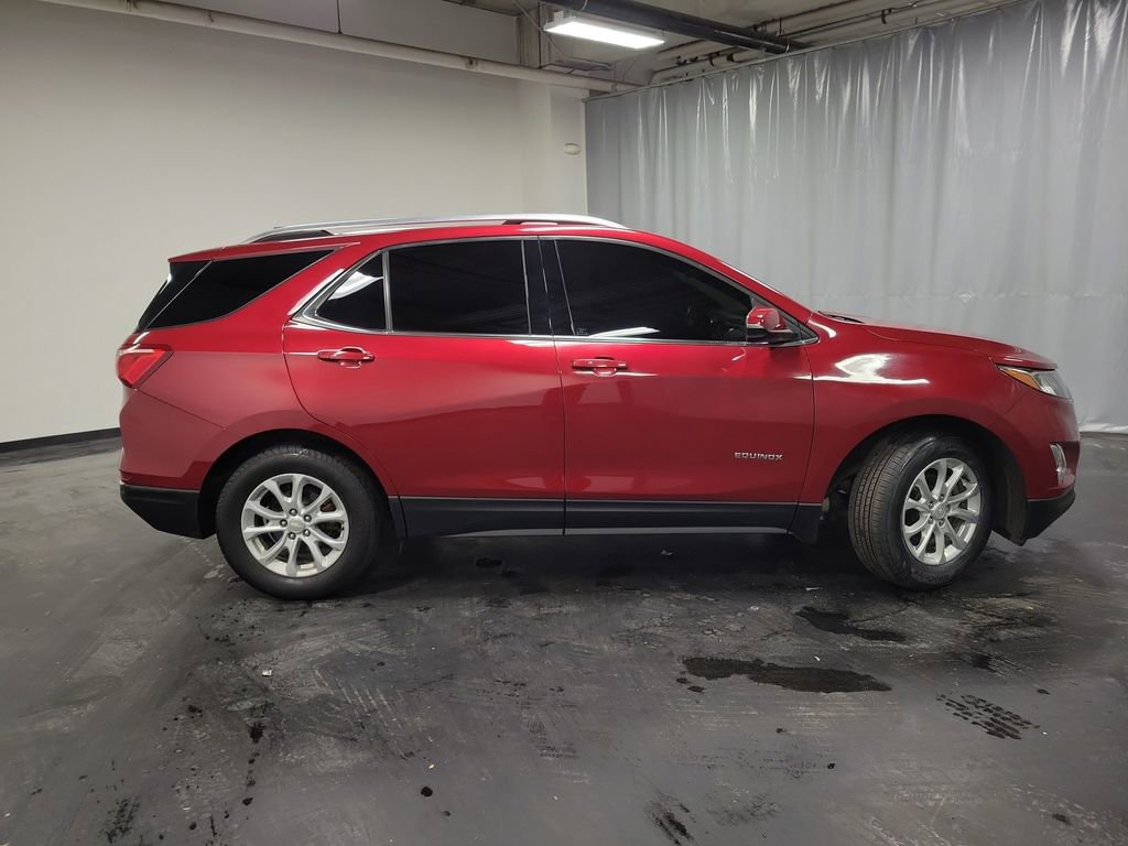 Used 2018 Chevrolet Equinox LT w/ Sun & Infotainment Package image 10