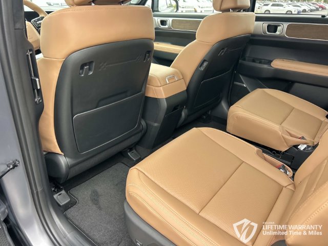 New 2027 Hyundai Santa Fe Calligraphy FWD image 18