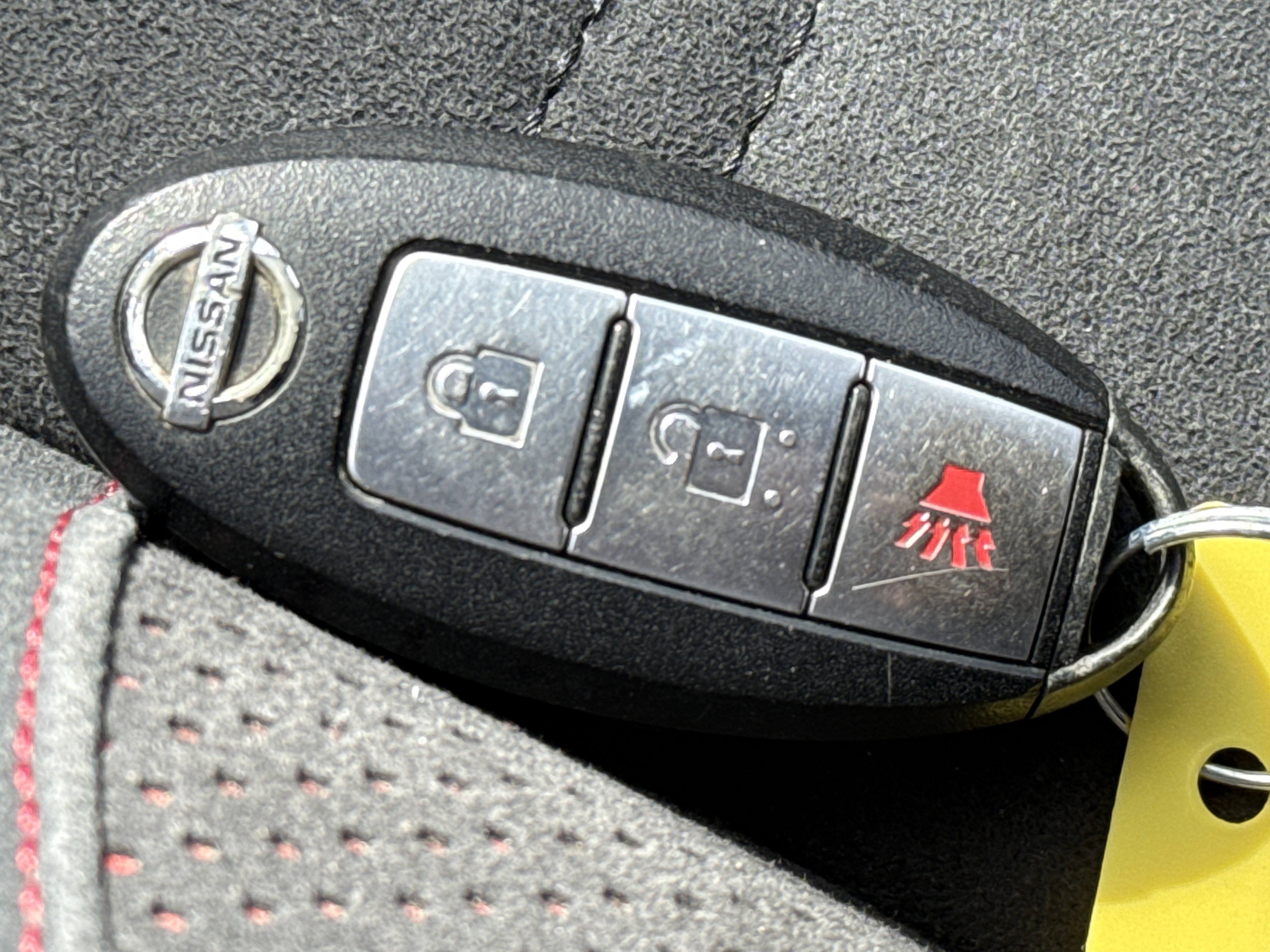 Used 2014 Nissan Juke NISMO w/ Navigation Package image 28