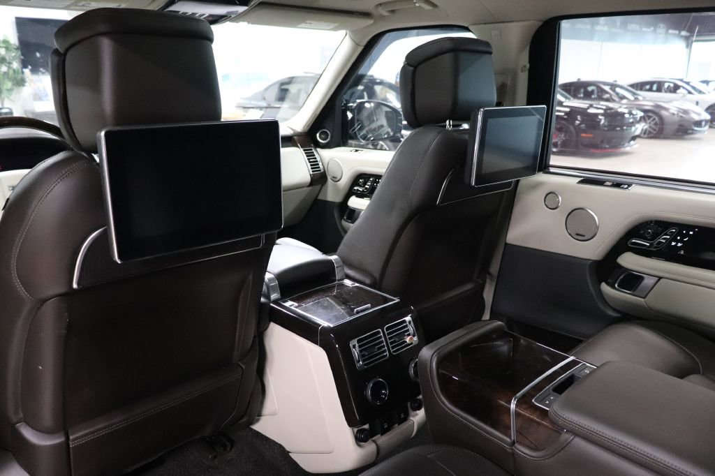 Used 2019 Land Rover Range Rover Long Wheelbase Autobiography image 17