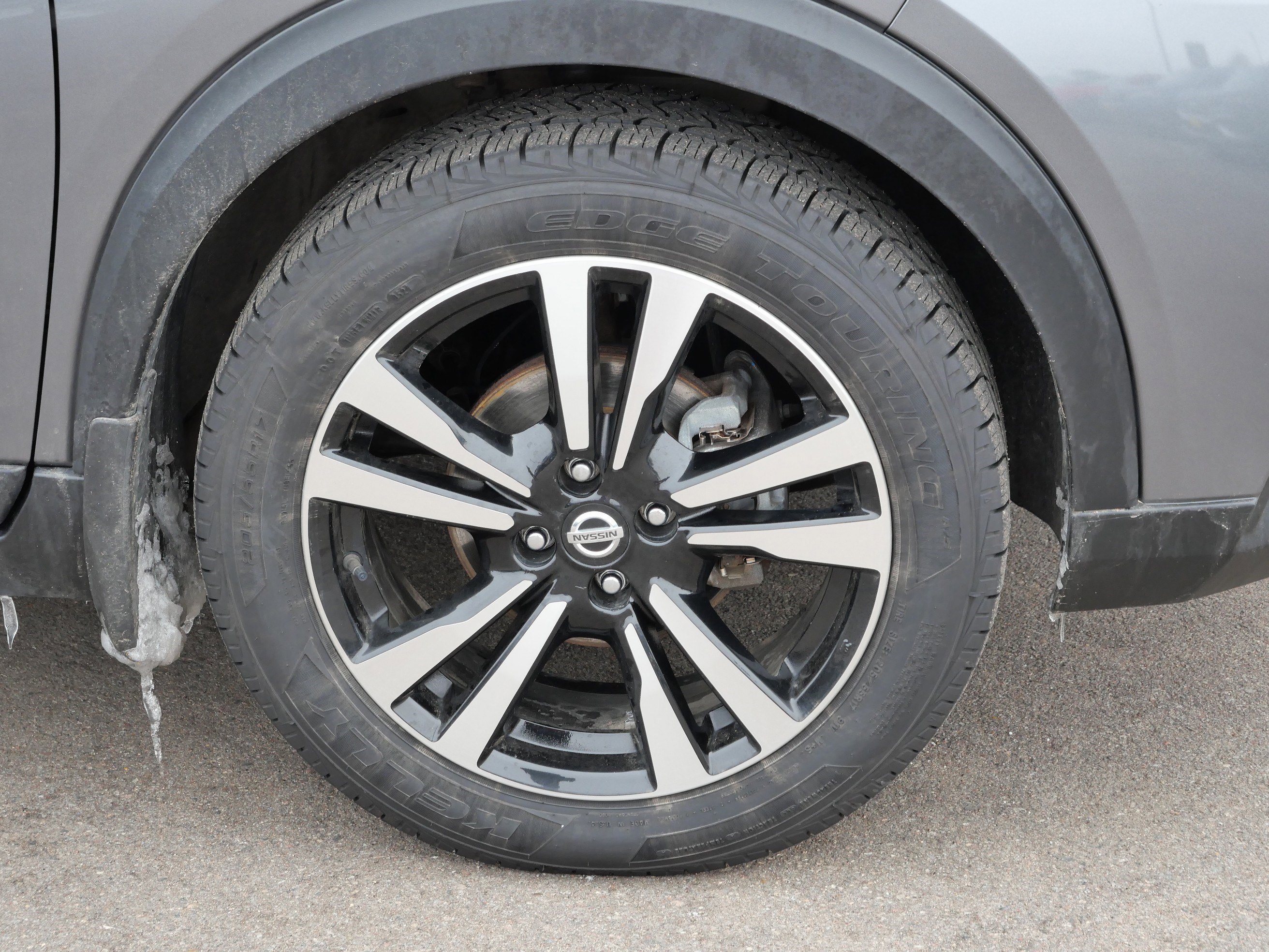 Used 2019 Nissan Kicks SR w/ SR Premium Package image 15