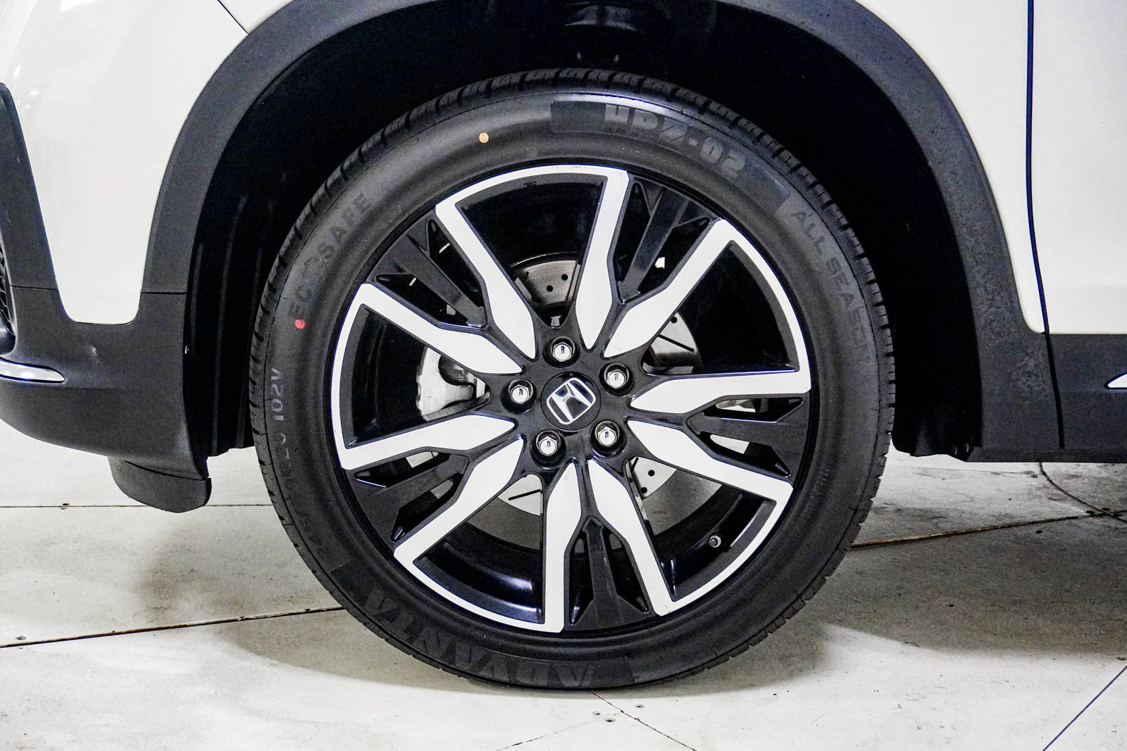 Used 2019 Honda Pilot Touring image 17