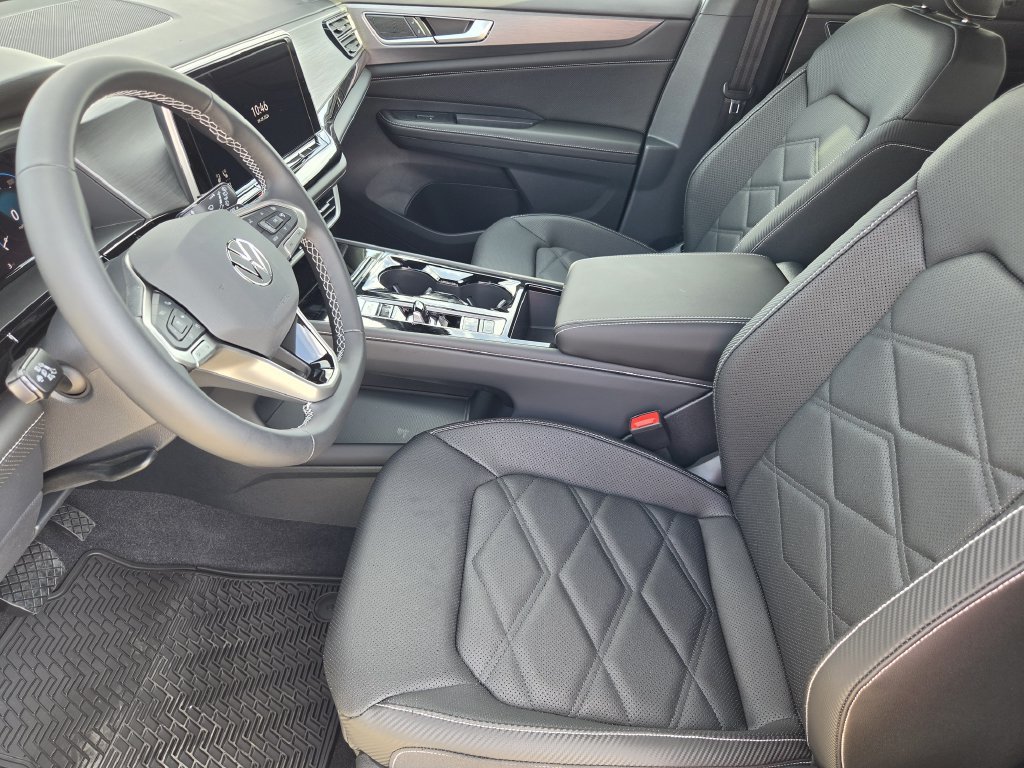 New 2026 Volkswagen Atlas Cross Sport SE FWD image 11