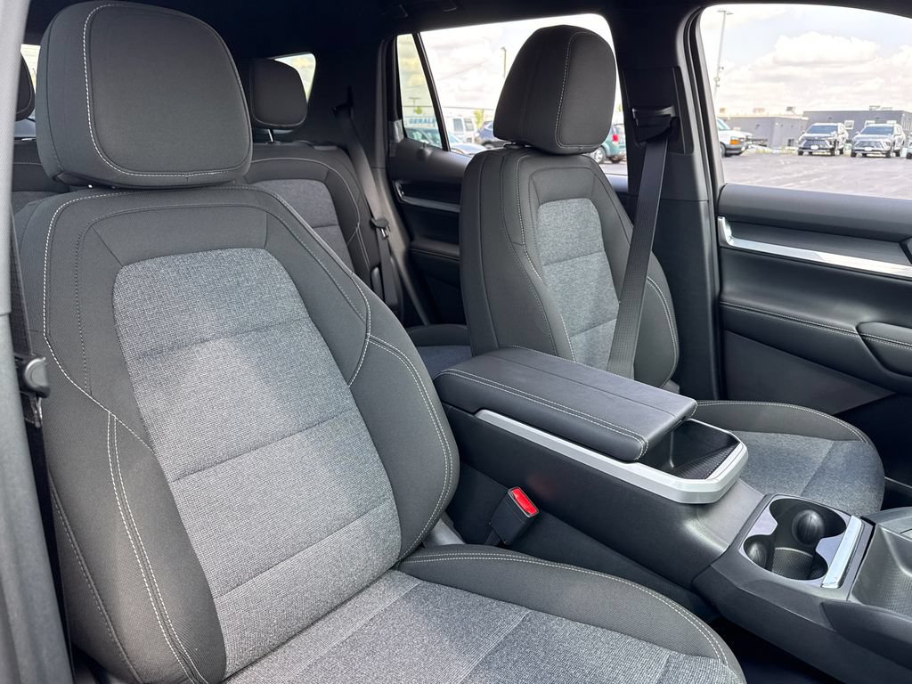 New 2027 GMC Terrain Elevation w/ Technology Package II AWD/4WD image 35