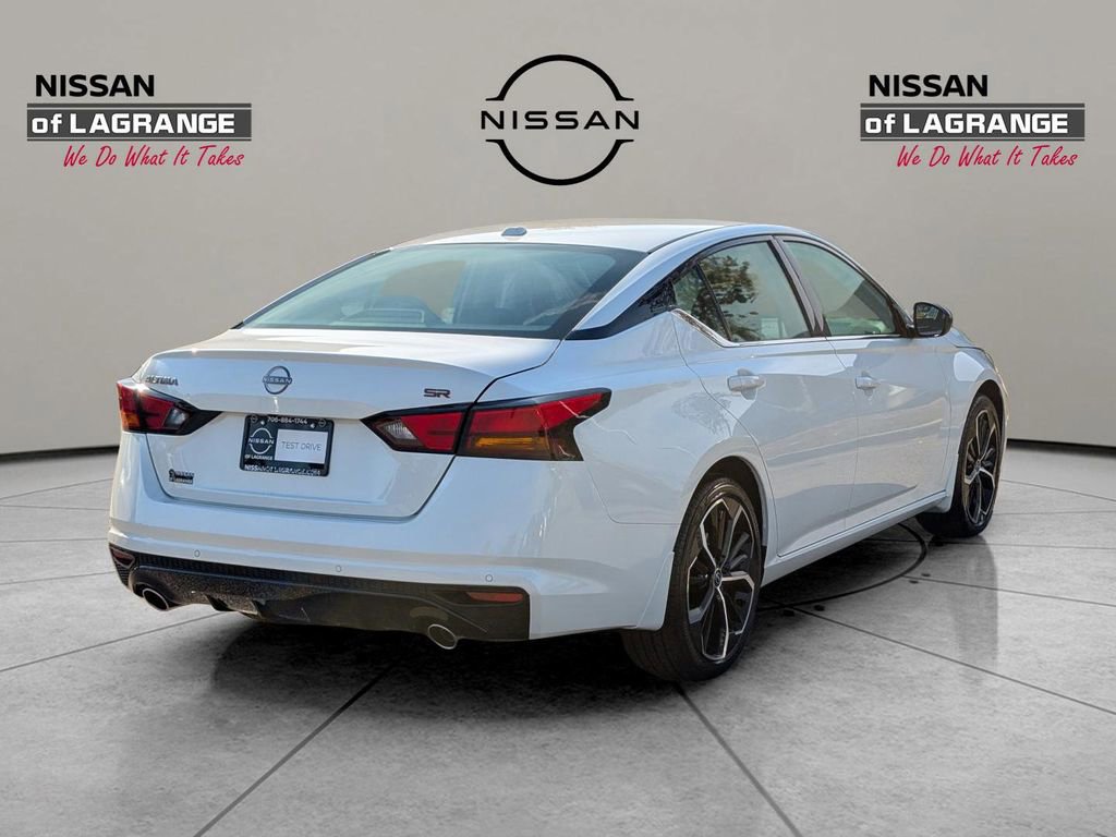 New 2025 Nissan Altima 2.5 SR w/ SR Premium Package image 5