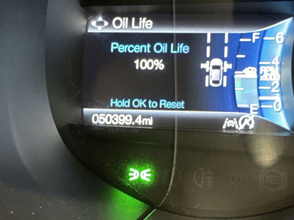 Used 2024 Ford Edge SEL image 13