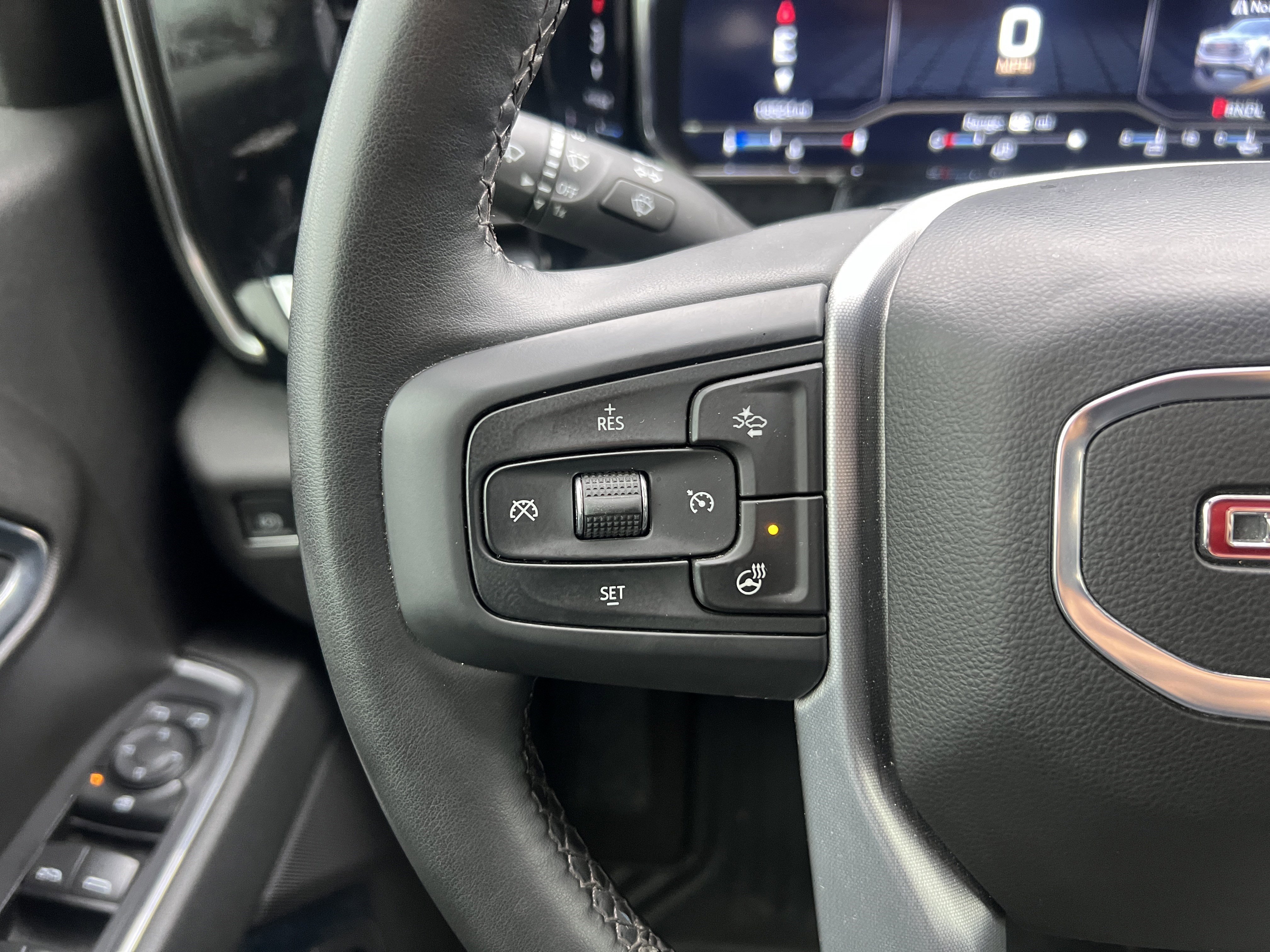 Used 2024 GMC Sierra 1500 SLE w/ Preferred Package image 23