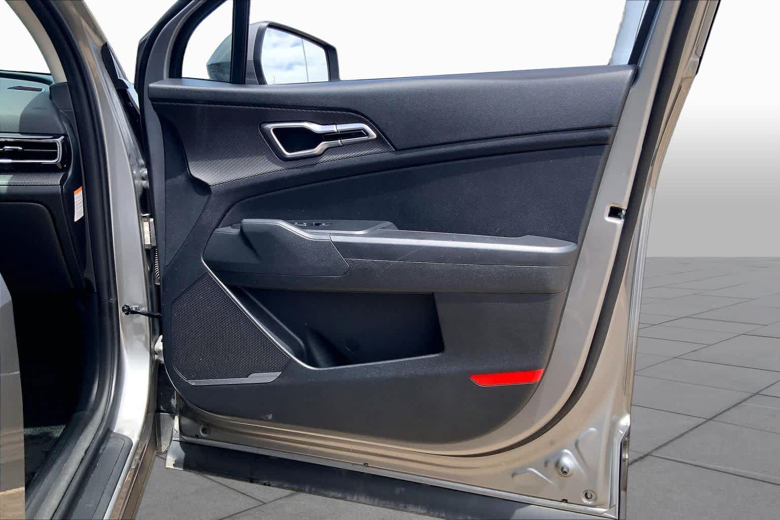 Certified 2024 Kia Sportage LX FWD image 23
