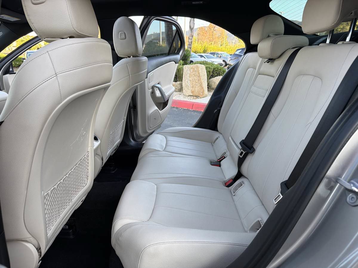 Used 2020 Mercedes-Benz A 220 w/ Premium Package image 26