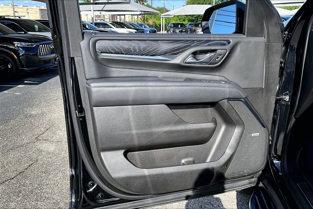 Used 2021 GMC Yukon XL Denali RWD image 22