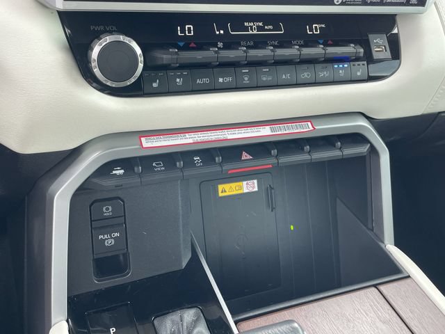 Used 2024 Toyota Sequoia Capstone AWD/4WD image 18