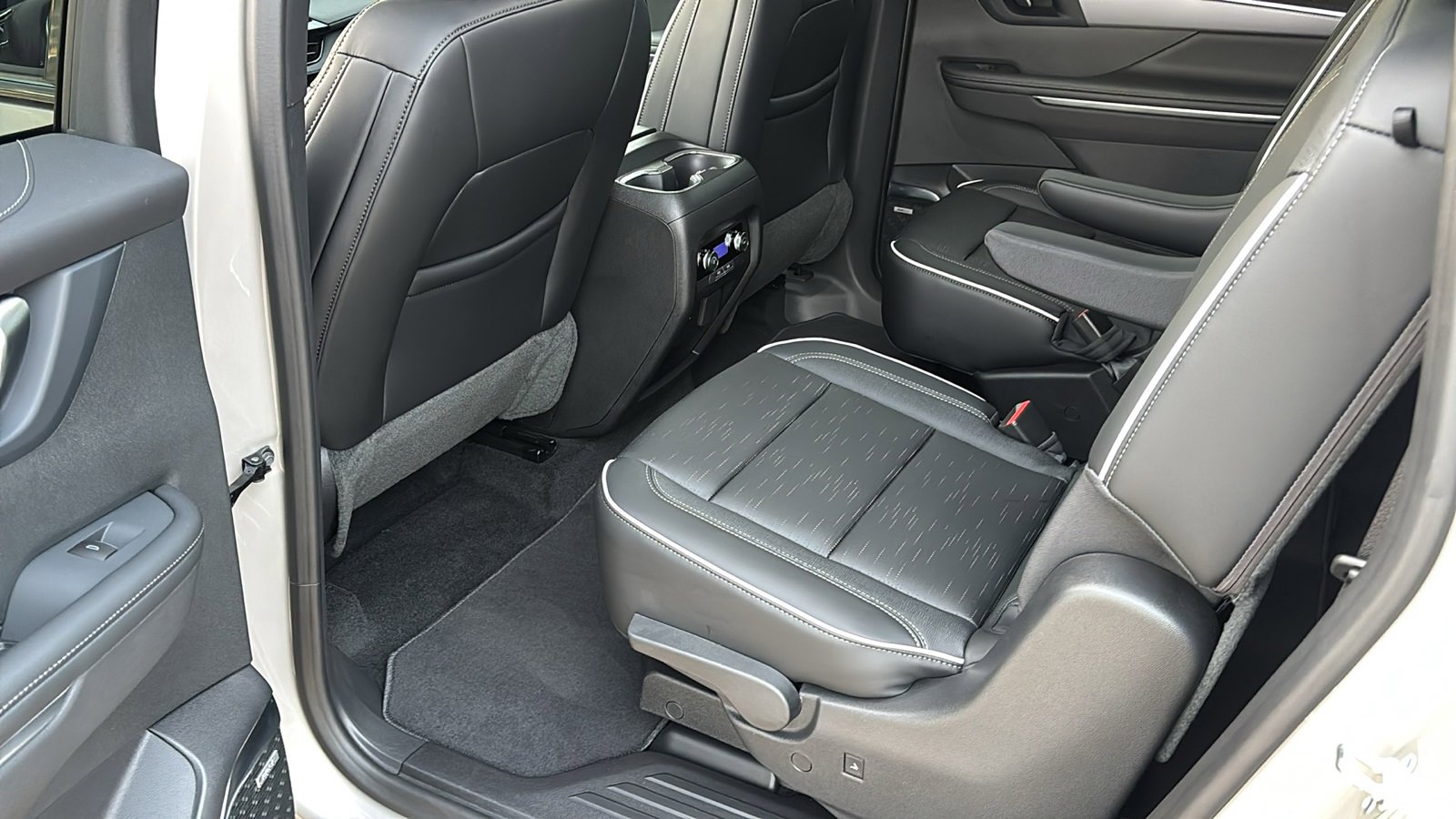 New 2026 Buick Enclave Sport Touring w/ Power Package image 26