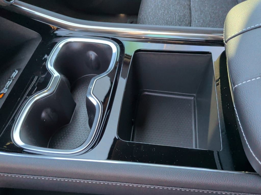 New 2025 Chevrolet Traverse LT w/ LPO, Floor Liner Package image 30