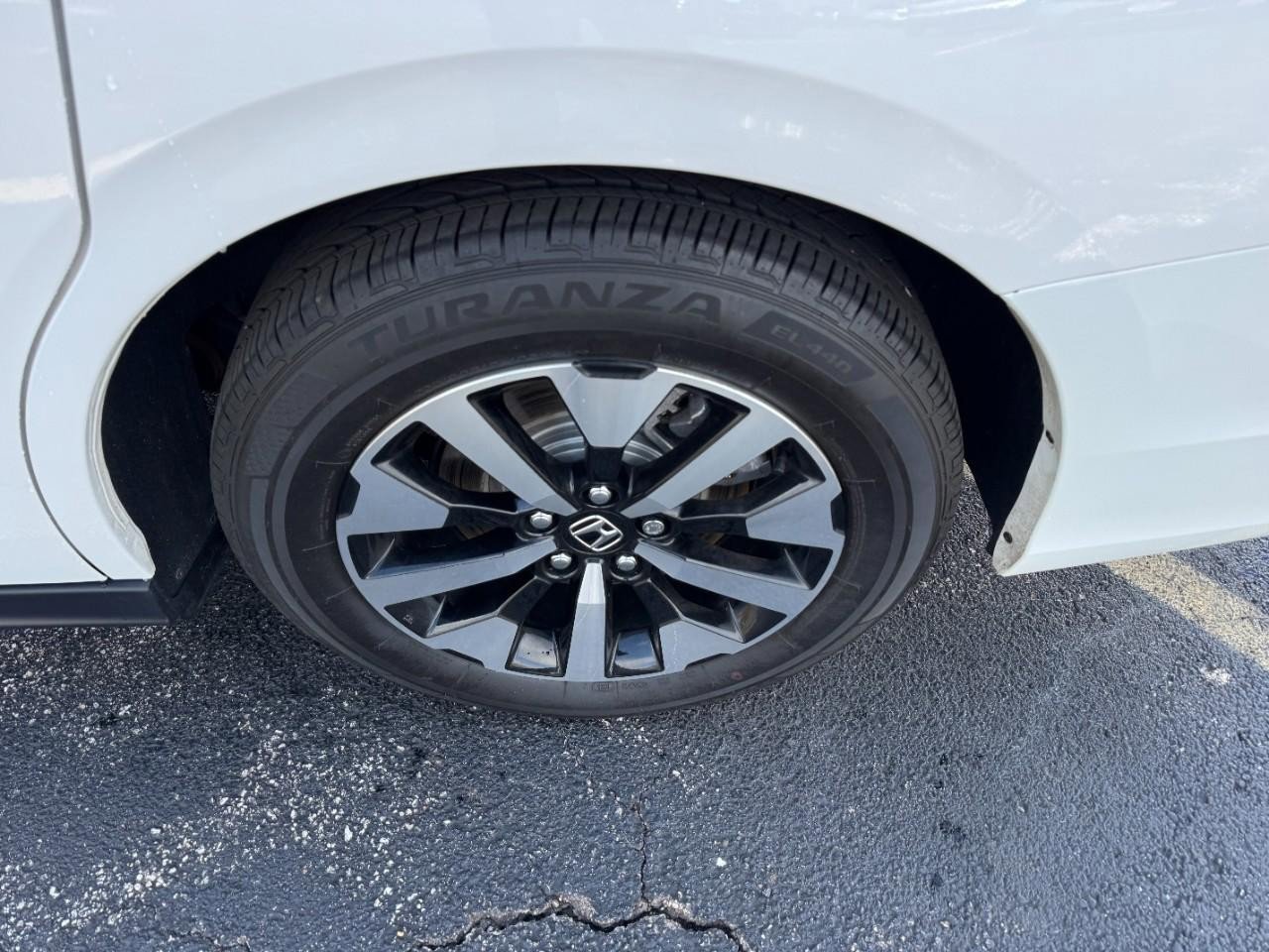 Certified 2025 Honda Odyssey EX-L image 9