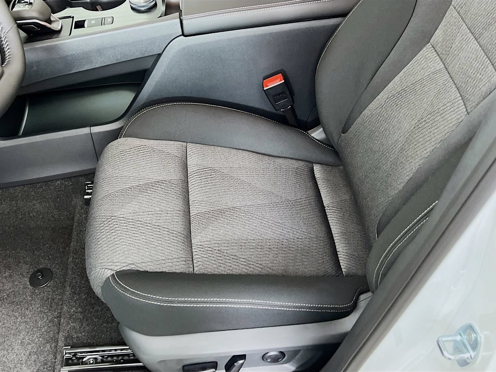 New 2026 Nissan Rogue SV AWD/4WD image 17
