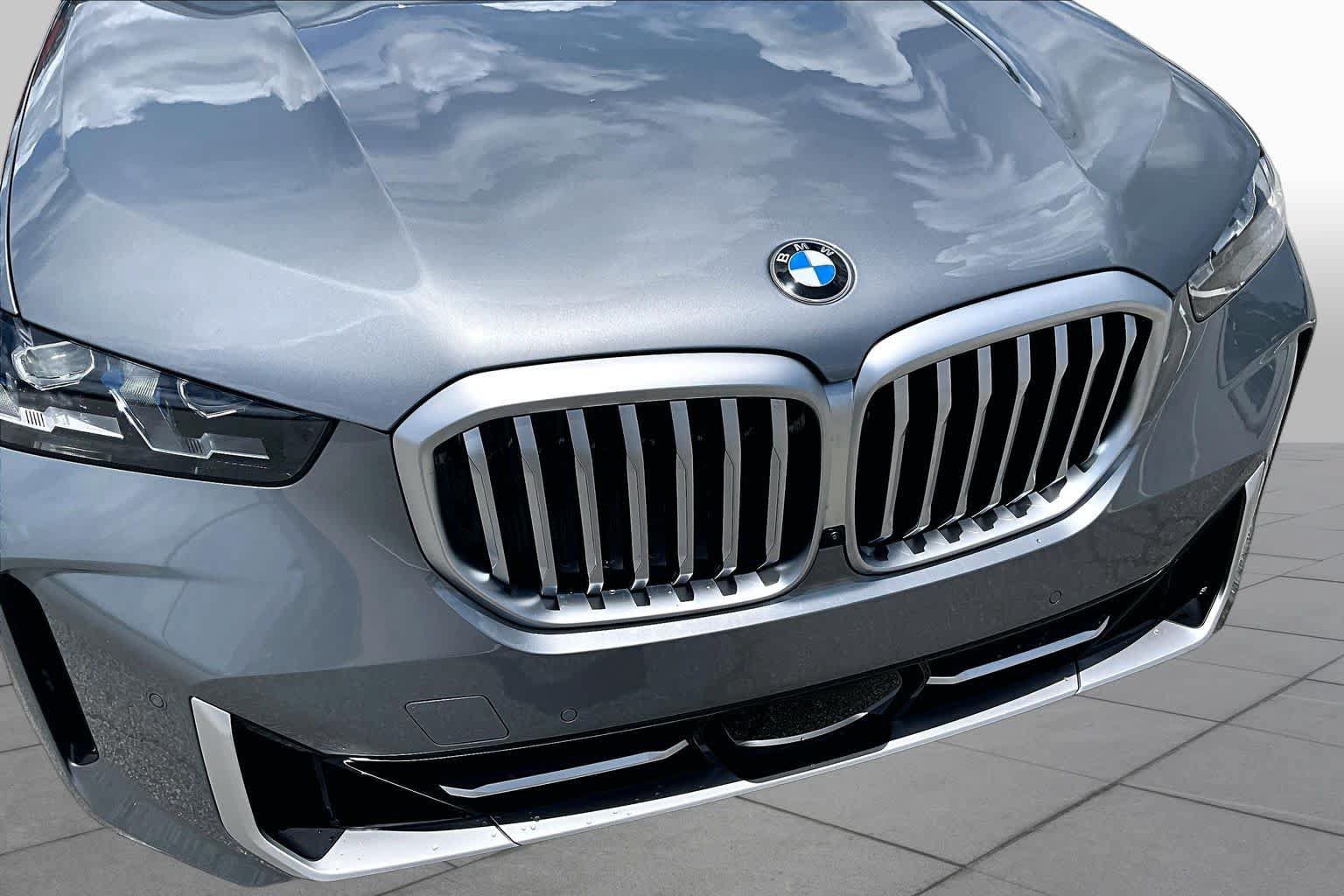 Used 2025 BMW X5 sDrive40i w/ Premium Package RWD image 30