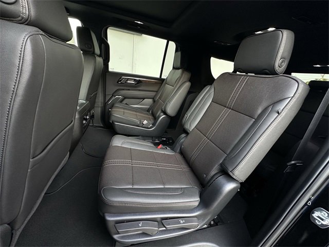 New 2026 Chevrolet Suburban High Country image 20