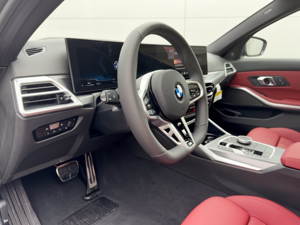 New 2026 BMW 330i xDrive Sedan w/ M Sport Package AWD/4WD image 4