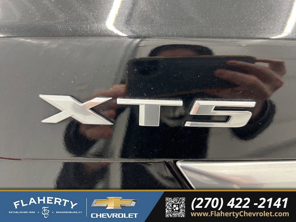 Used 2023 Cadillac XT5 Premium Luxury image 18