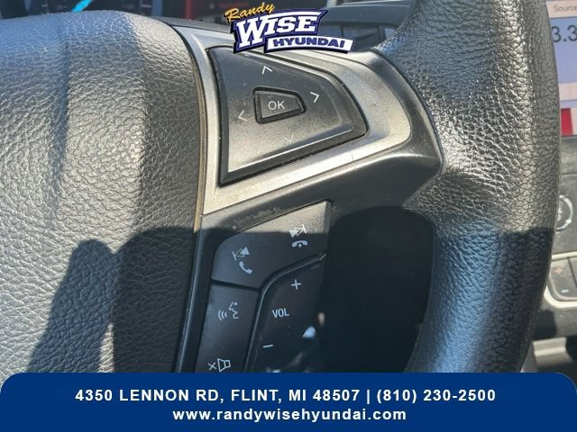 Used 2019 Ford Fusion SE FWD image 19