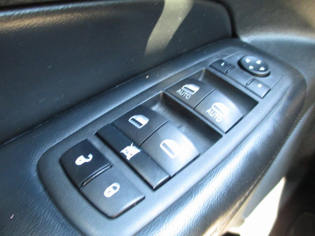 Used 2022 Jeep Grand Cherokee Limited w/ Trailer Tow Group IV image 25