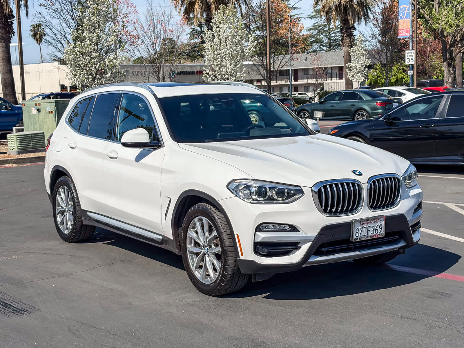 Used 2019 BMW X3 sDrive30i w/ Premium Package image 5