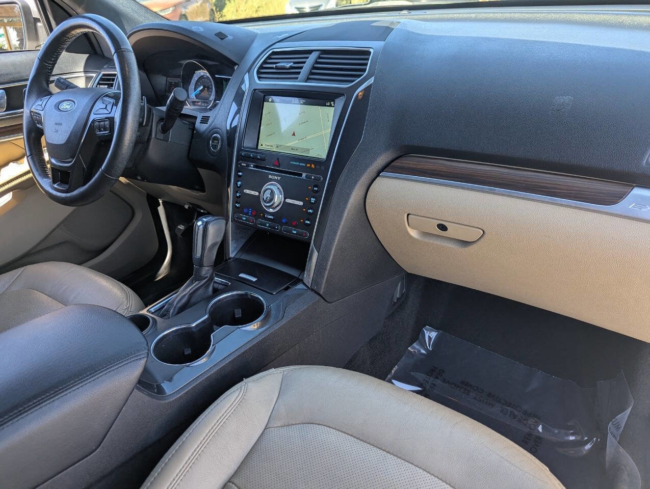 Used 2017 Ford Explorer Limited w/ Equipment Group 301A image 12