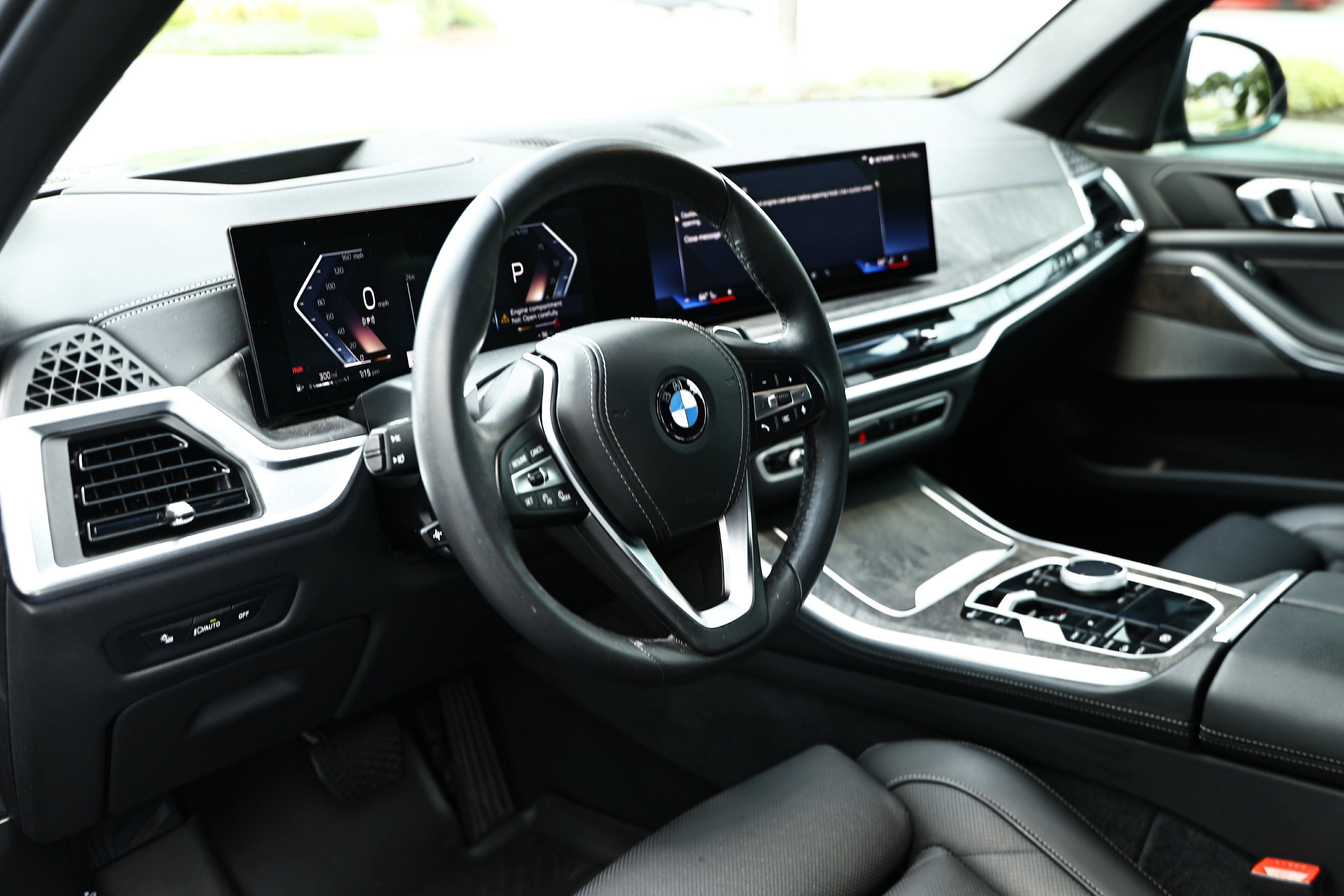 Used 2025 BMW X5 xDrive40i w/ Premium Package AWD/4WD image 20