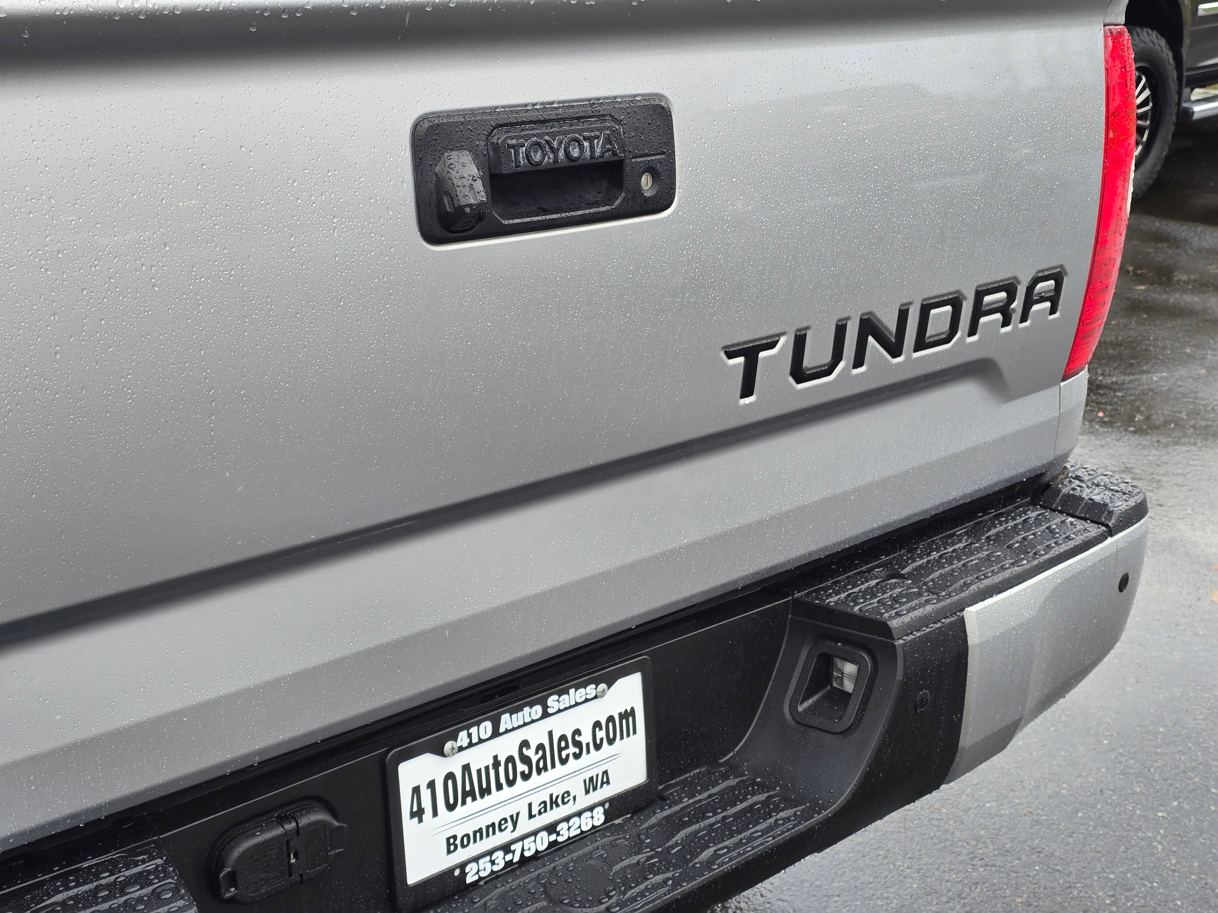 Used 2017 Toyota Tundra SR5 image 9