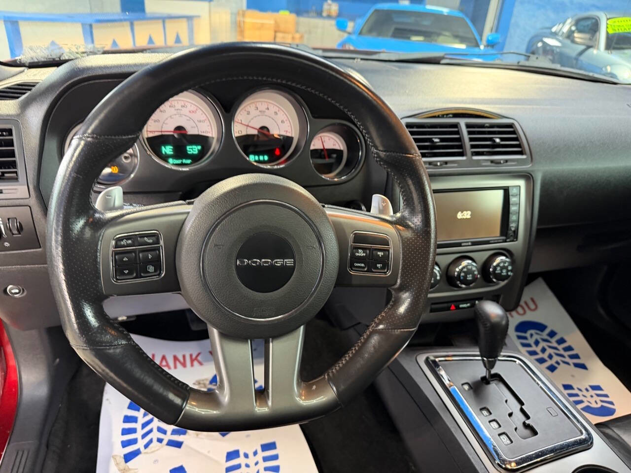 Used 2014 Dodge Challenger SXT image 25