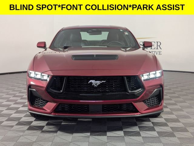 Used 2025 Ford Mustang GT Premium RWD image 3