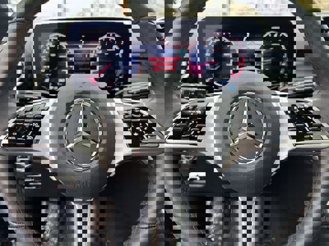 Used 2024 Mercedes-Benz C 300 Sedan image 24