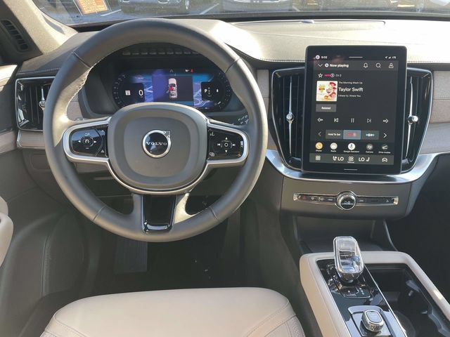 Certified 2026 Volvo XC90 B5 Plus AWD/4WD image 14