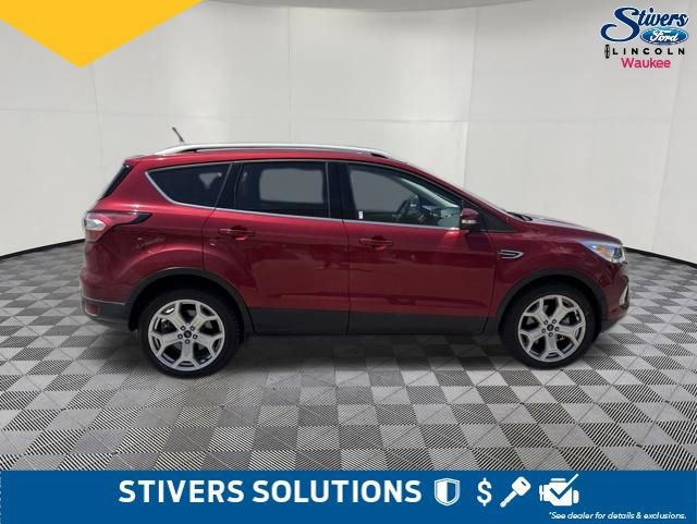 Used 2018 Ford Escape Titanium w/ Ford Safe & Smart Package AWD/4WD image 3
