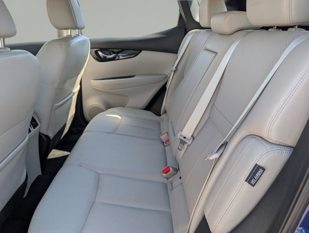 Used 2022 Nissan Rogue Sport SL AWD/4WD image 10