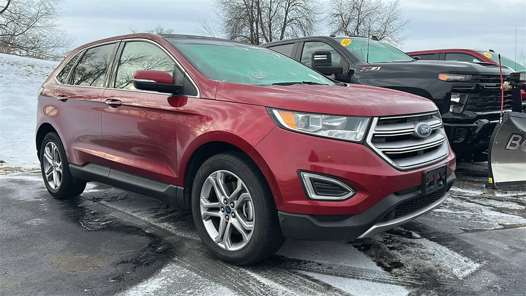 Used 2017 Ford Edge Titanium w/ Equipment Group 301A image 3