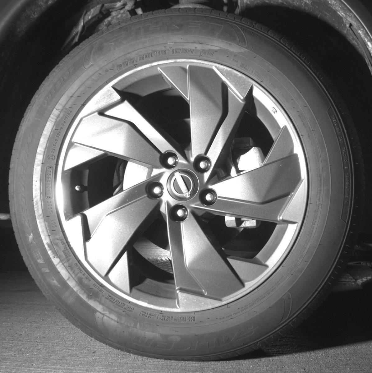 Used 2025 Nissan Rogue SV FWD image 13