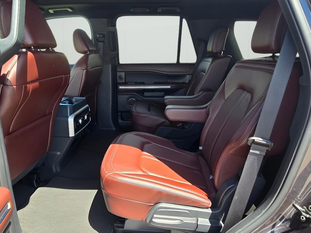 Used 2024 Ford Expedition Limited AWD/4WD image 21