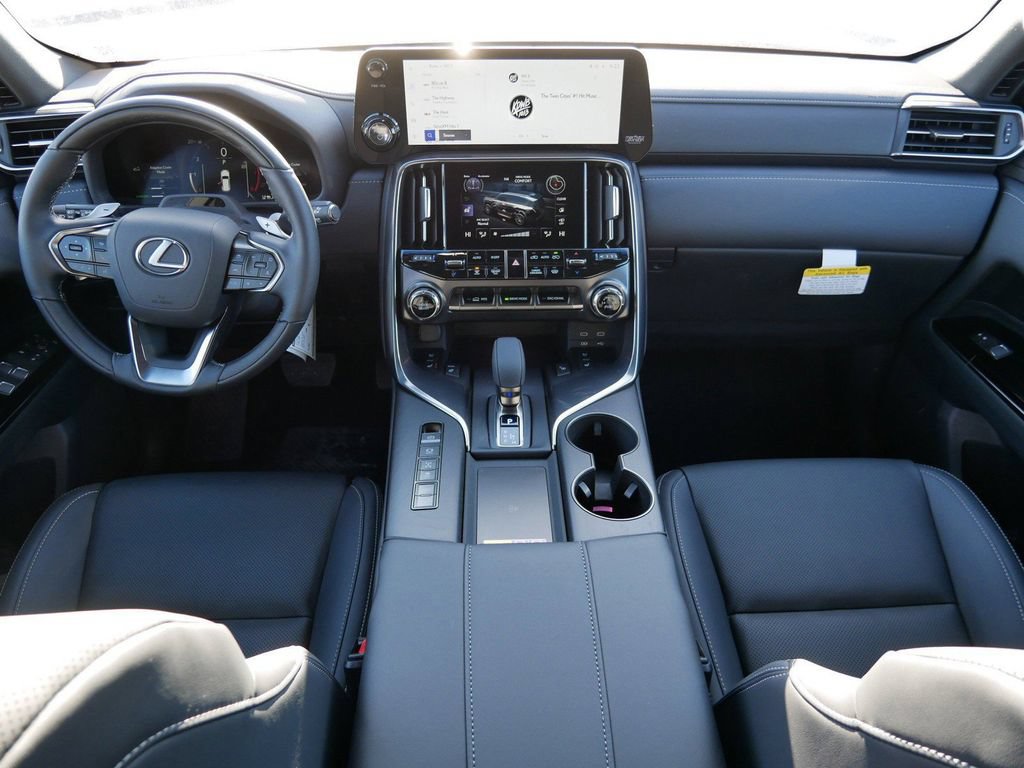 Certified 2026 Lexus LX 700h Luxury w/ Appearance Package AWD/4WD image 14
