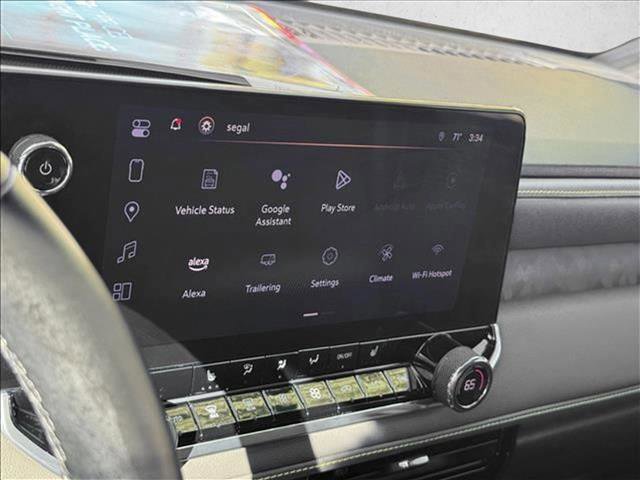 Used 2024 Chevrolet Colorado ZR2 w/ Safety Package image 13